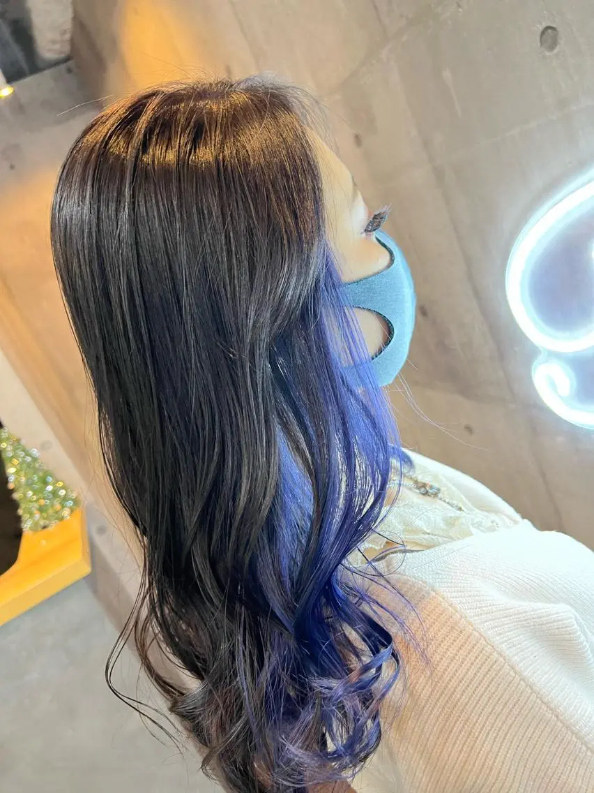 ロング カラー シールエクステ バレイヤージュ ダブルカラー グラデーションカラー ハイライトカラー ミルクティーハイトー ン💖Mikaのヘアスタイル