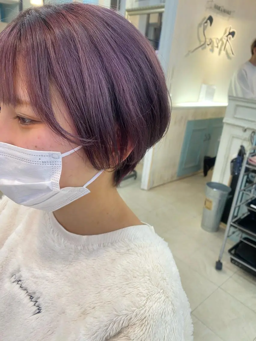 ショート カラー パーマ ヘアアレンジ ショートボブ アッシュ アッシュグレー ラベンダーカラー ラベンダーアッシュ kame|レイヤー / 似合わせ顔周りのヘアスタイル