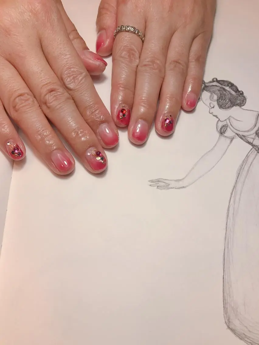 ネイル グラデーション owlnail /持込みデザイン専門のネイルデザイン