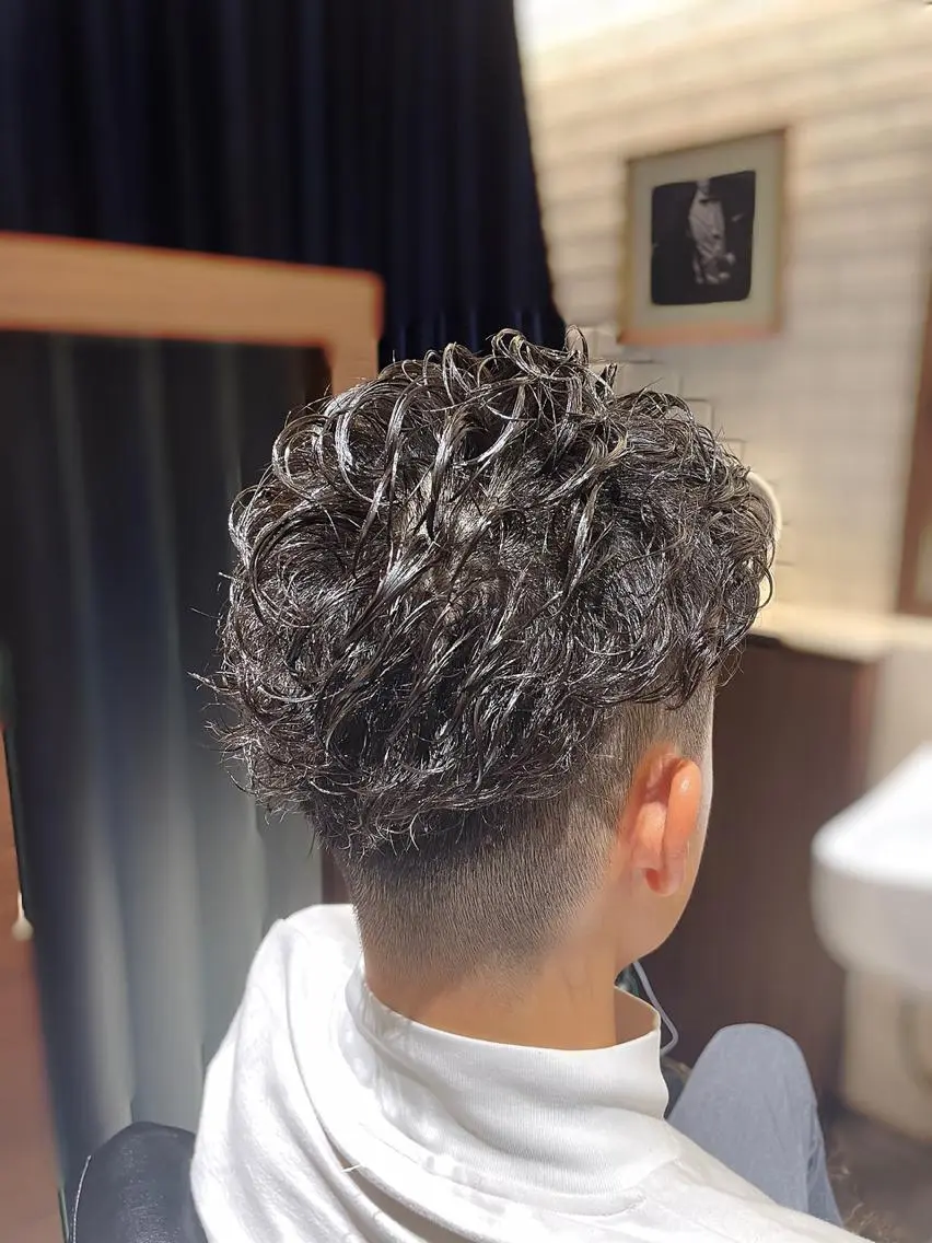 ショート パーマ メンズ メンズパーマ パーマ 岡崎 隆晟のヘアスタイル