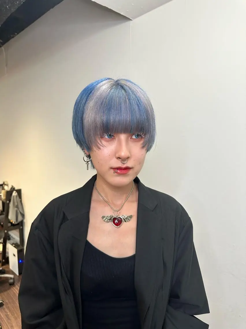 ショート カラー アディクシーカラー ブリーチ ケアブリーチ デザインカラー ハイトーンカラー ワンホンヘア/ レイヤー/Kaitoのヘアスタイル