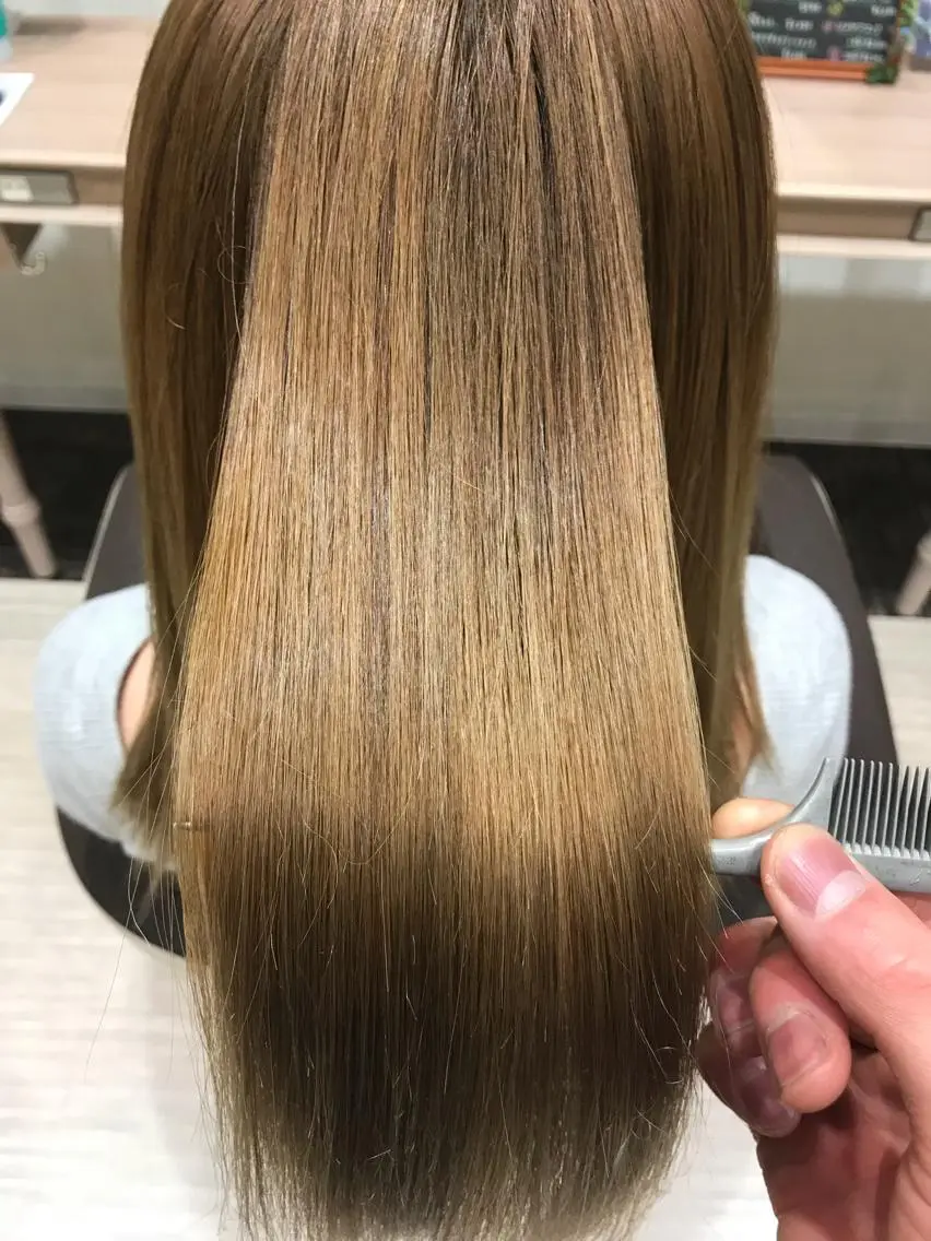ミディアム カラー ブリーチ Miku🪄💫 フェイスレイヤーのヘアスタイル