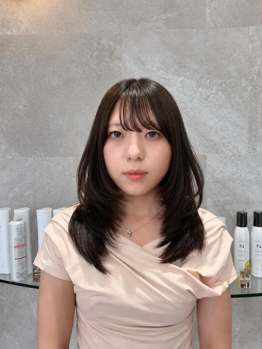 カラー アッシュ ブラウンカラー 透明感カラー オレンジ 韓国ヘアケアブリーチ 莉奈のヘアスタイル