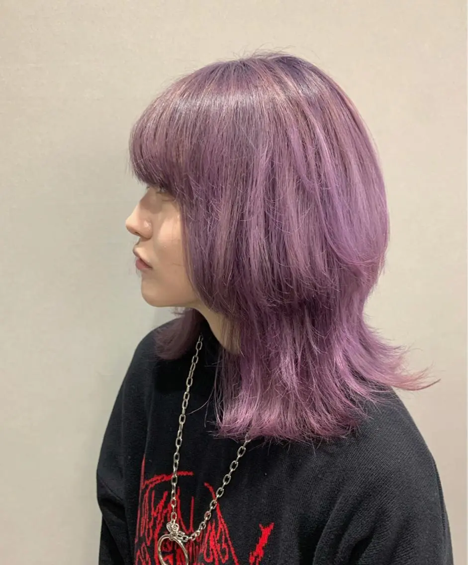ミディアム カラー ラベンダーカラー ラベンダーピンク ピンクカラー ウルフカット 浦野 剛志のヘアスタイル