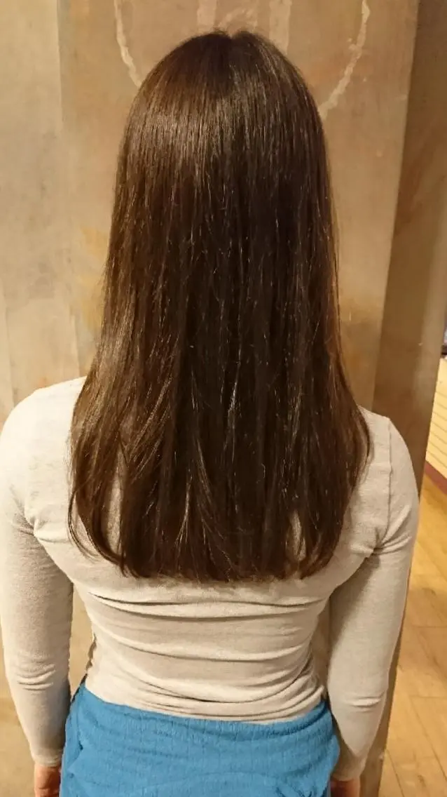 ロング 齋藤 愛美のヘアスタイル