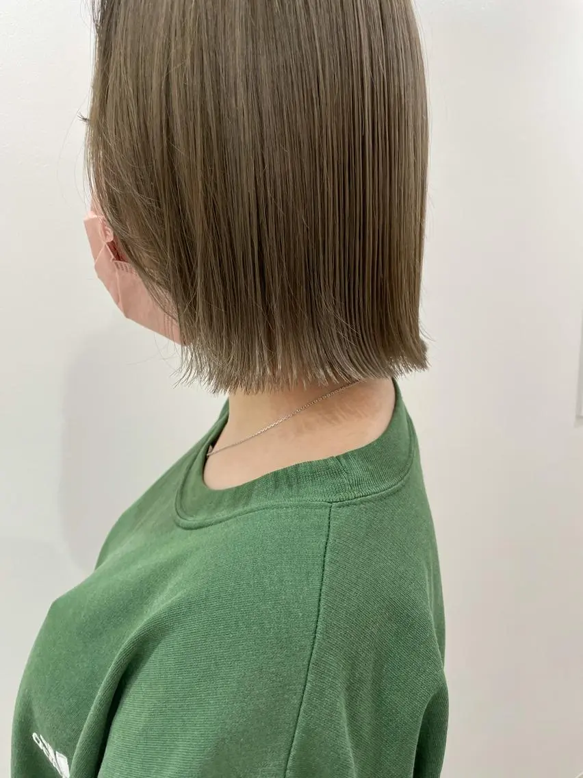 ショート カラー akane .のヘアスタイル