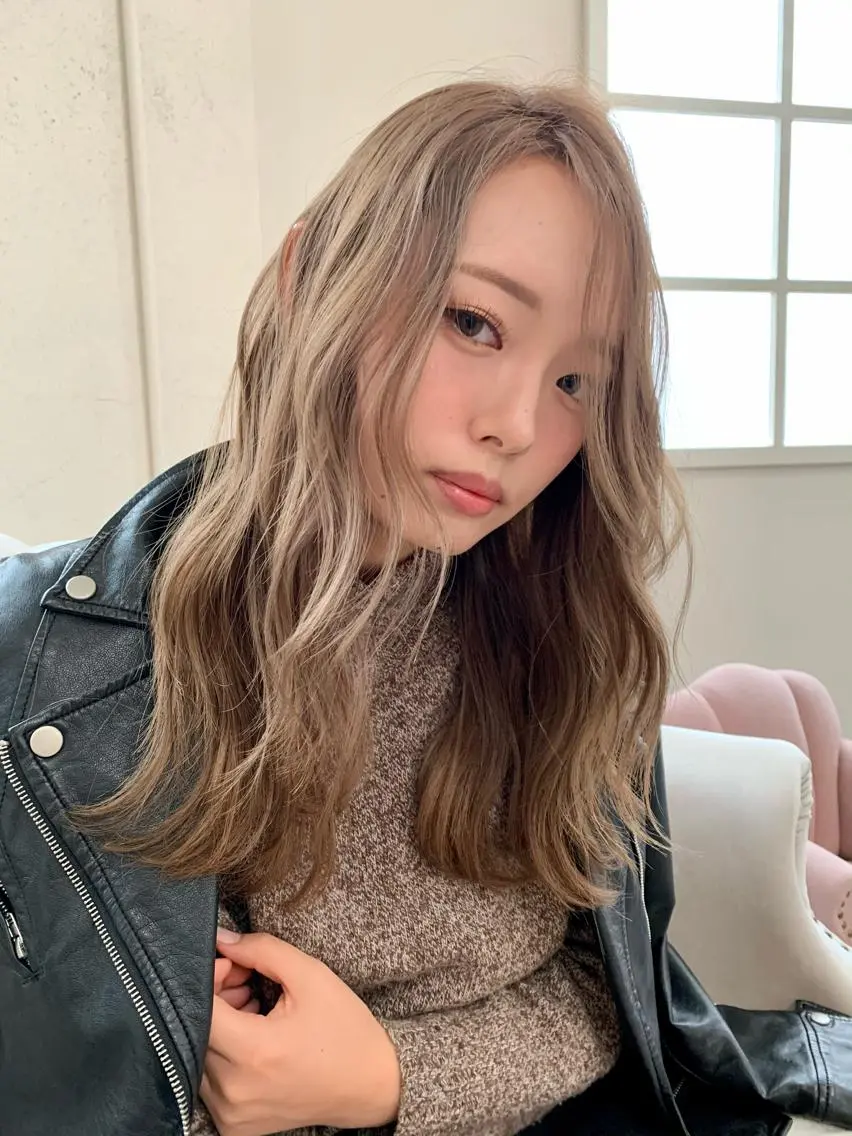 ロング カラー i'll 未空のヘアスタイル
