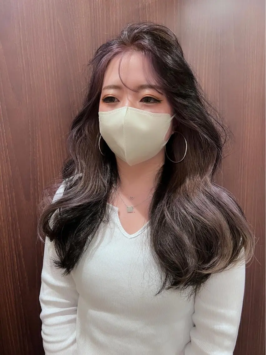 ロング カット ヘアカラー トリートメント 安井 貞好のヘアスタイル