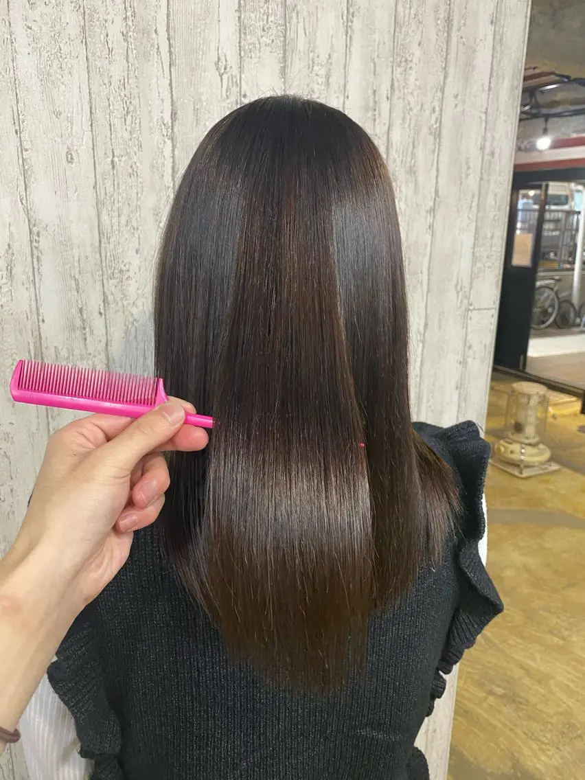 セミロング パーマ 勝河 怜楊のヘアスタイル