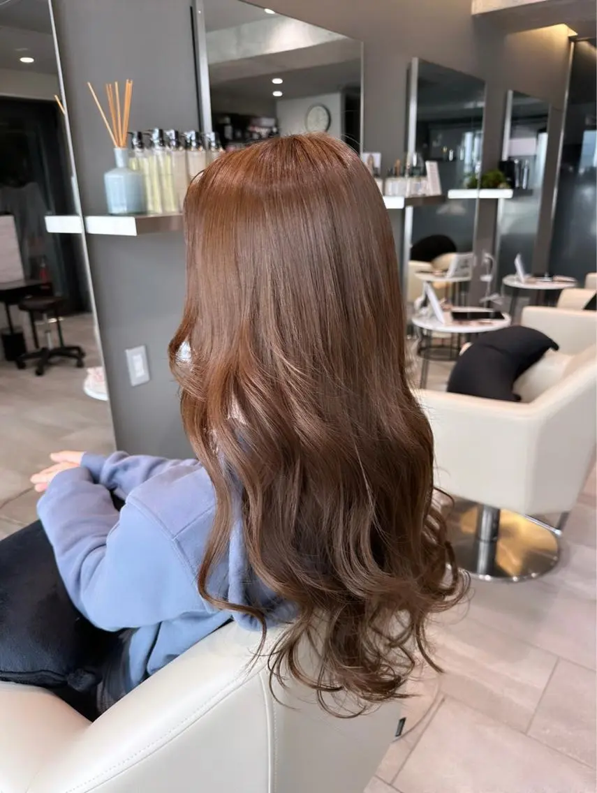 ロング カラー ブラウンカラー モカブラウン ブリーチなしカラー RURI🩵のヘアスタイル