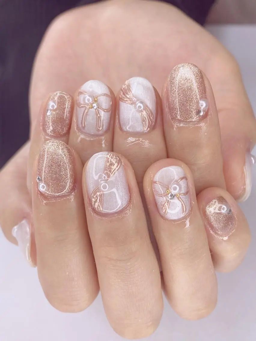 ネイル アニマル柄 アートネイル フレンチネイル グラデーション キラキラネイル Ｎail Ｓalon ertiのネイルデザイン