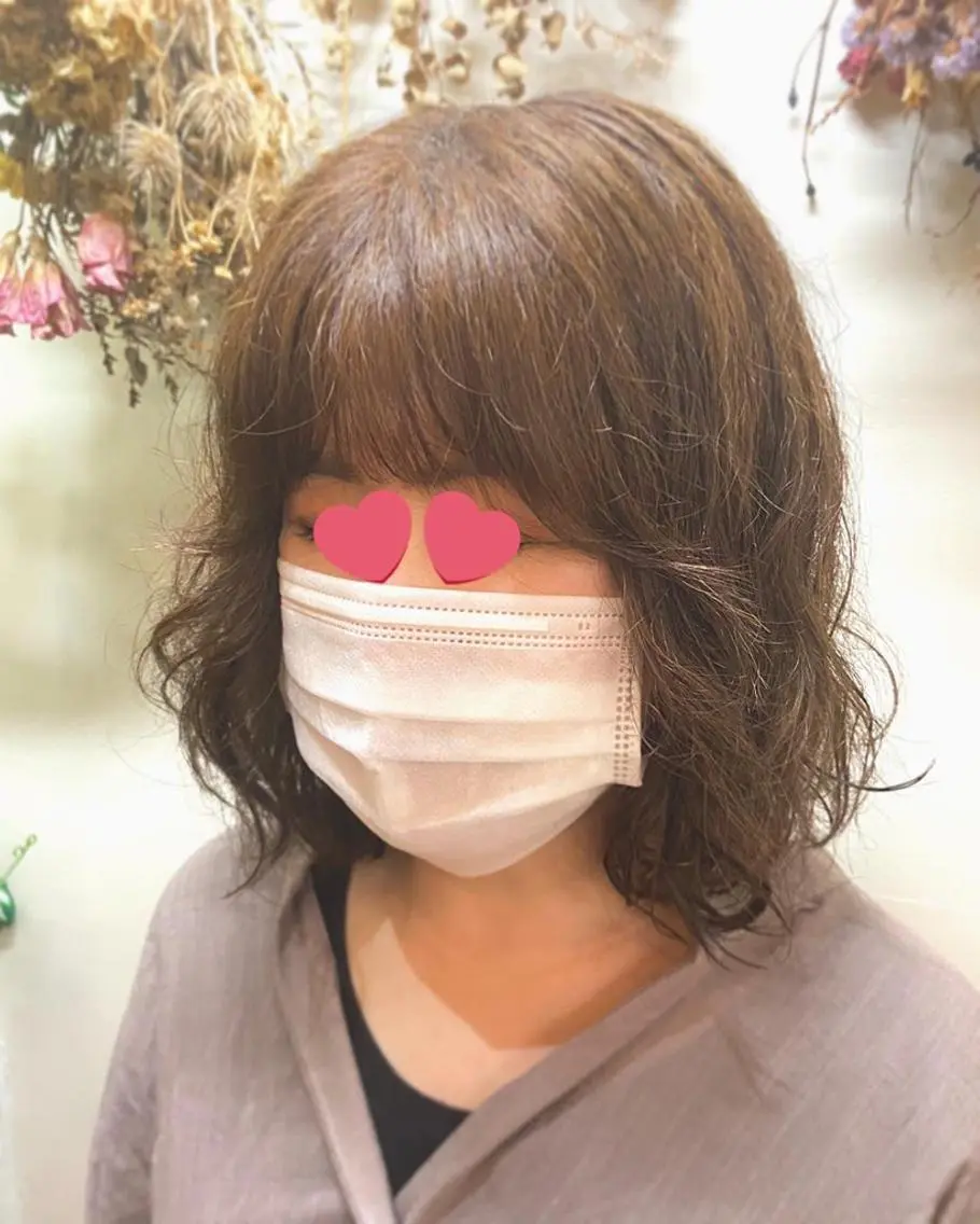 ミディアム パーマ ミディアムパーマ ボブ デジタルパーマ 氷見 早祐香のヘアスタイル