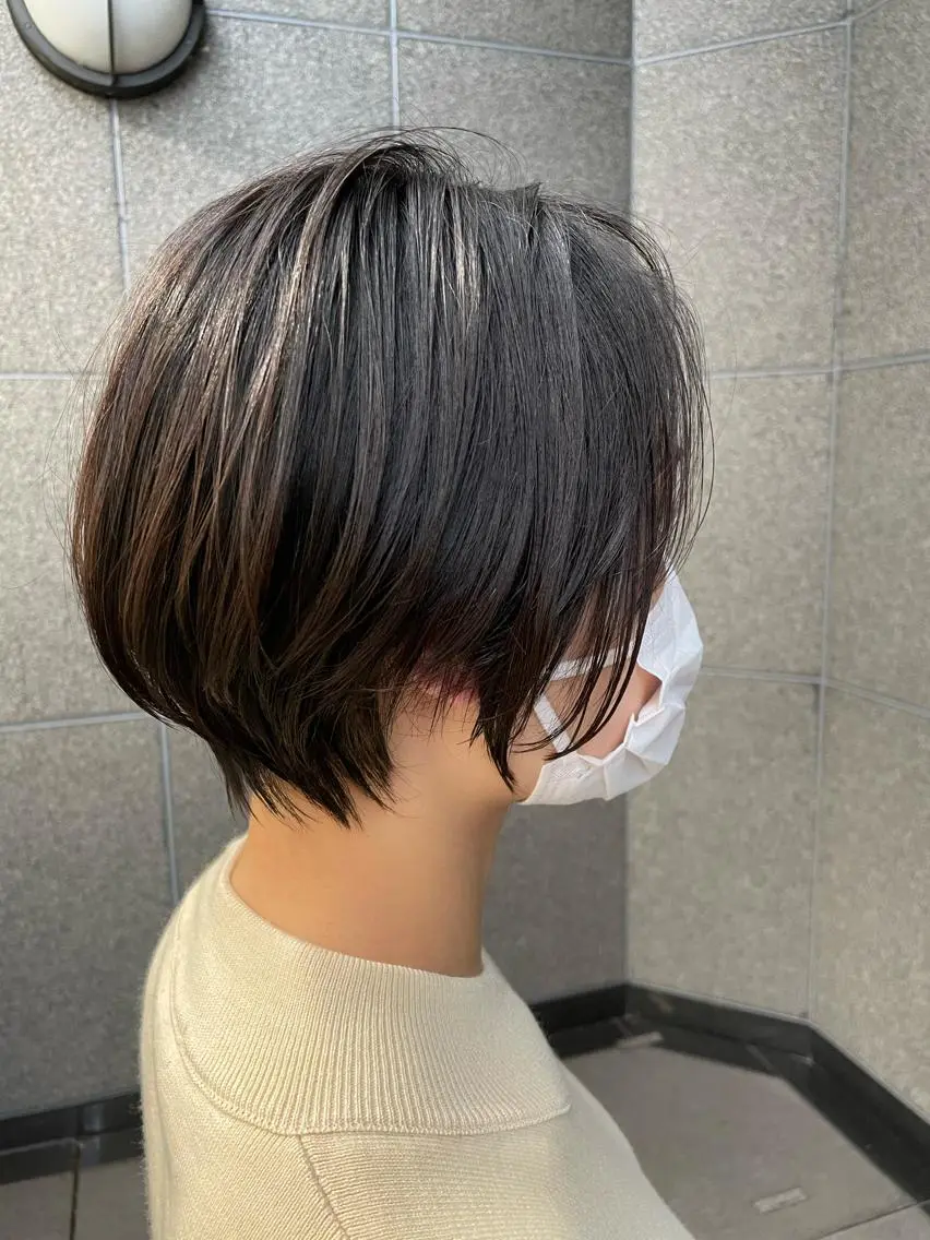 ショート ショートボブ ボブ 学生 髪質改善 ショートヘア 高槻裕二 ショートボブ縮毛矯正のヘアスタイル