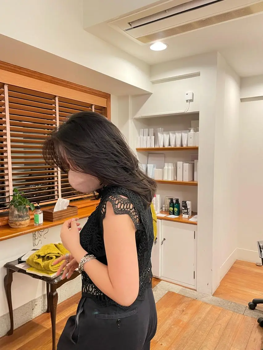ミディアム レイヤーカット 杉山 憂人のヘアスタイル