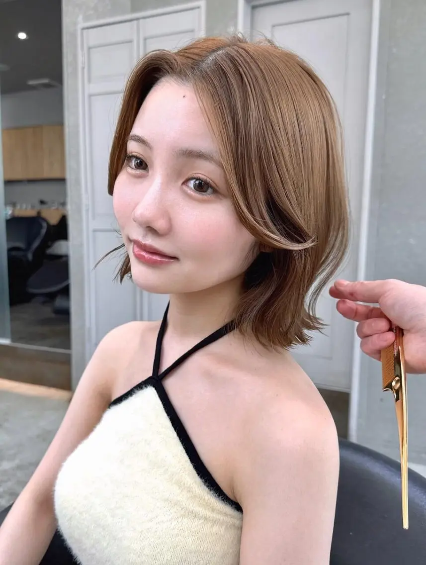 ミディアム カラー ヘアカラー トリートメント Lond oneのヘアスタイル