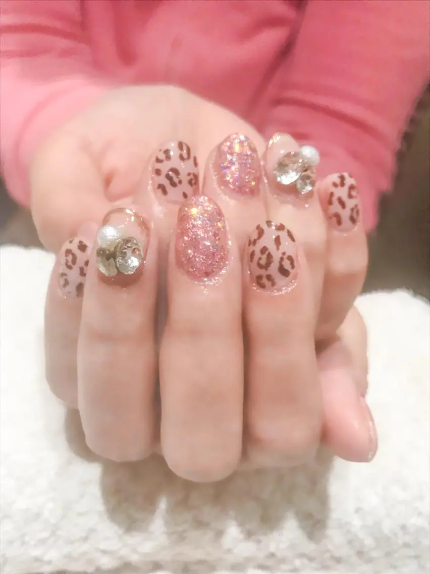 ネイル アニマル柄 ジェルネイル ラメ(グリッター) ピンク 春ネイル Nyanco Nailのネイルデザイン