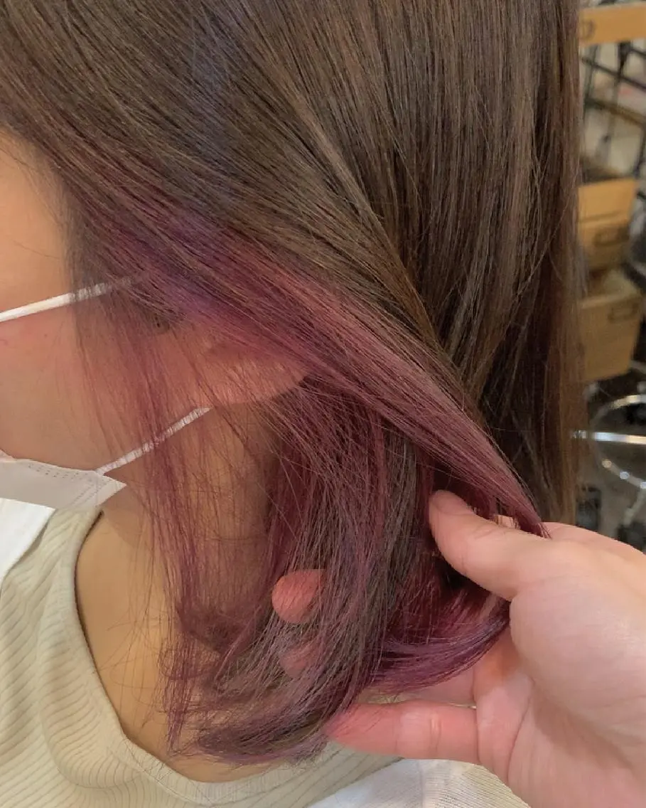 ミディアム カラー インナーカラー ピンクカラー LoRE hair 四条河原町　西尾友里のヘアスタイル