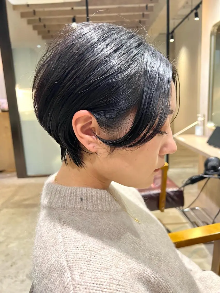 ショート 🌟美髪縮毛矯正🌟 吉田冴一のヘアスタイル
