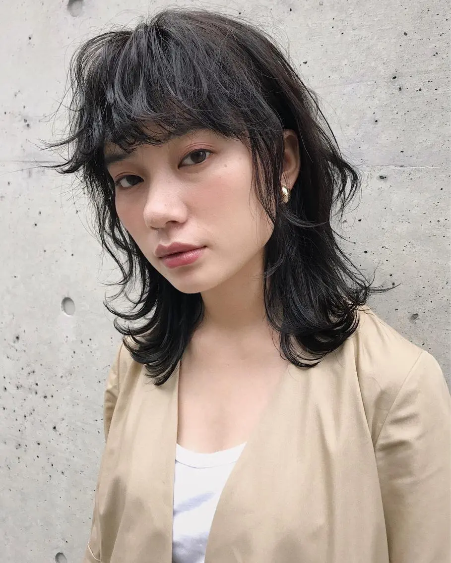 ミディアム カラー パーマ ヘアアレンジ ウルフカット カット トリートメント 松田 亮葉のヘアスタイル
