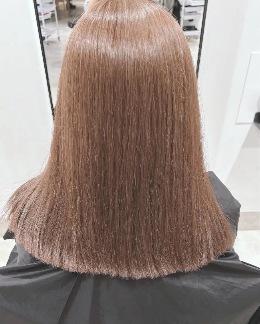 ミディアム カラー グレージュ カット ヘアカラー トリートメント ヘッドスパ スキバサミを使わない カット🌼唯🌼のヘアスタイル