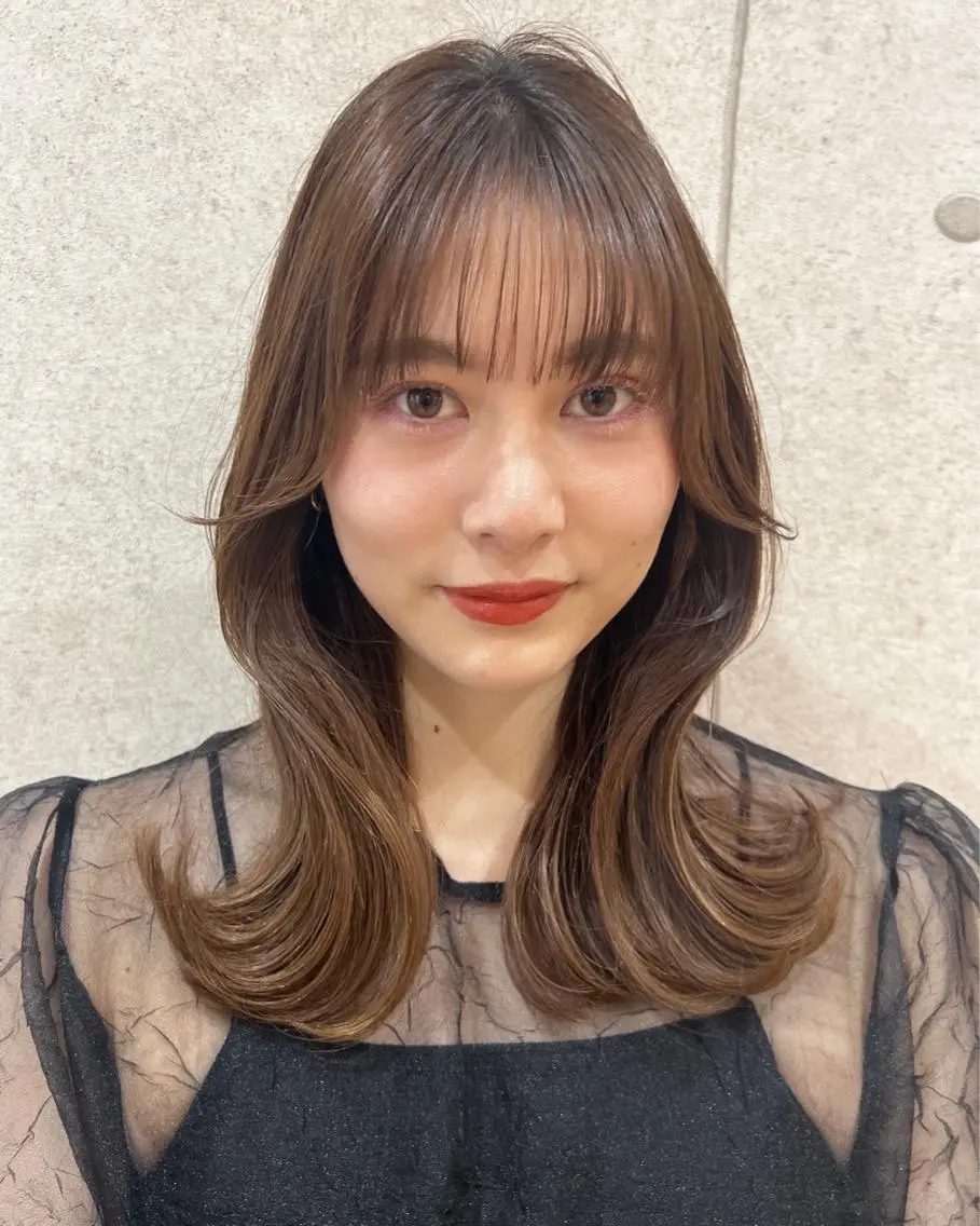 ミディアム カラー ヘアアレンジ カット トリートメント 対馬 粘音のヘアスタイル