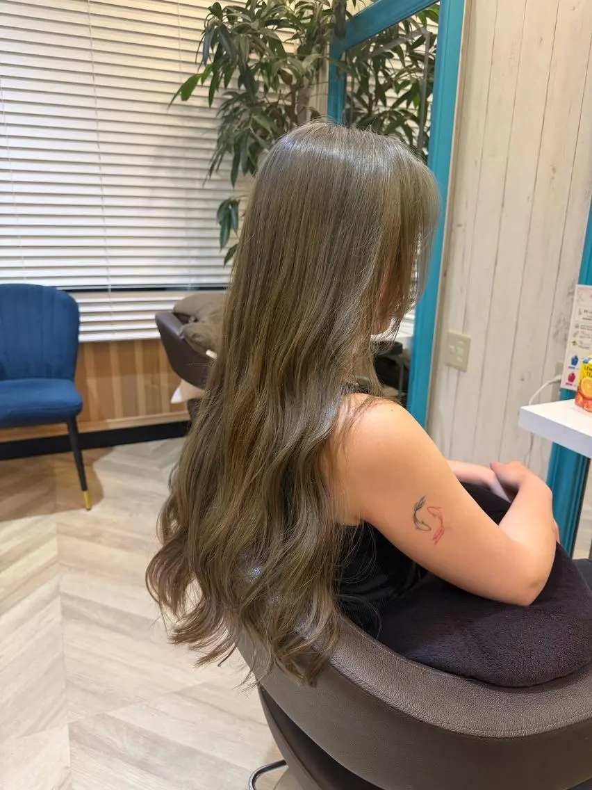 カラー ロング レイヤー　髪質改善 ｆｉｔｉ横須賀中央のヘアスタイル