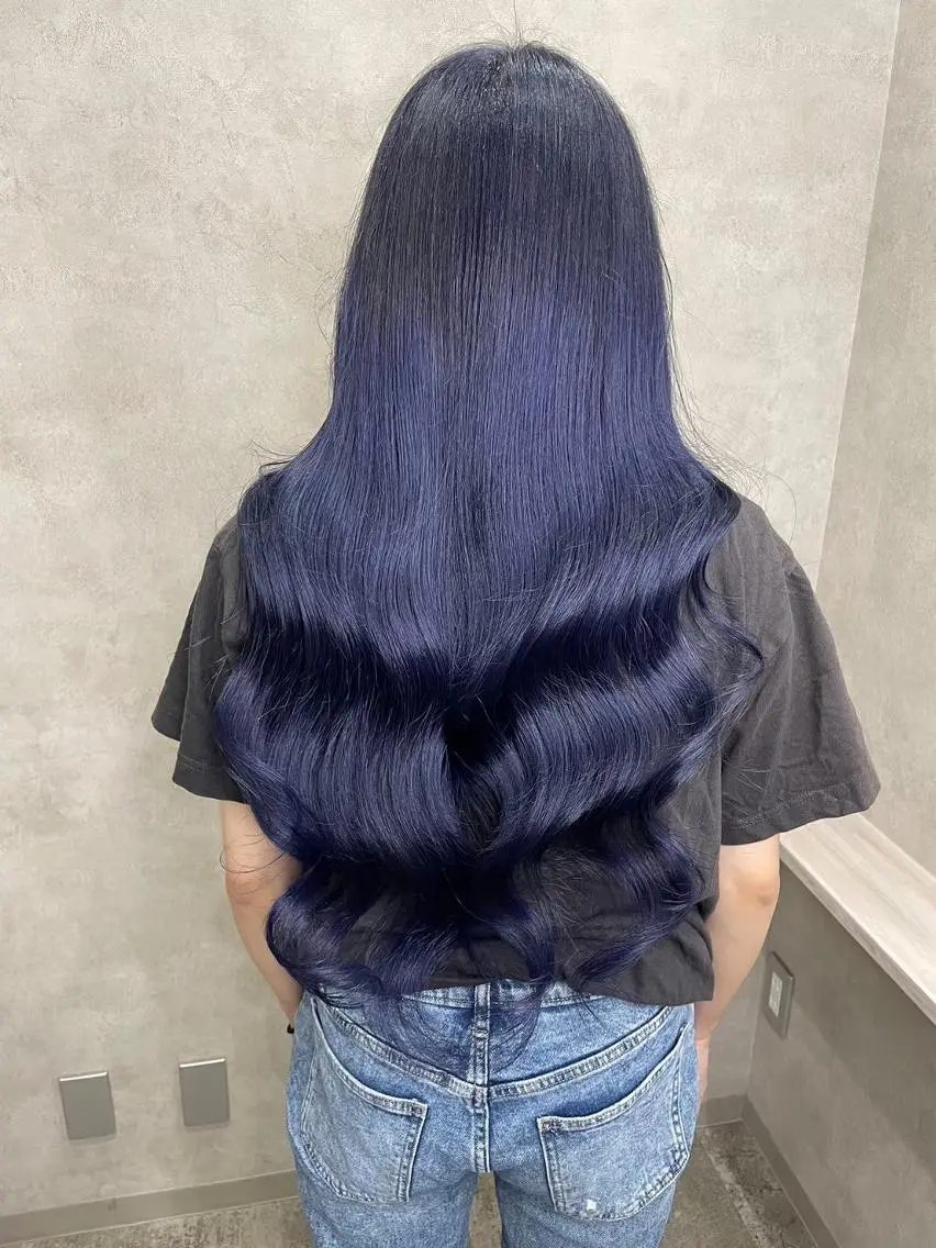 セミロング 🌈ハイトーンカラー /艶カラー🌈たくやのヘアスタイル