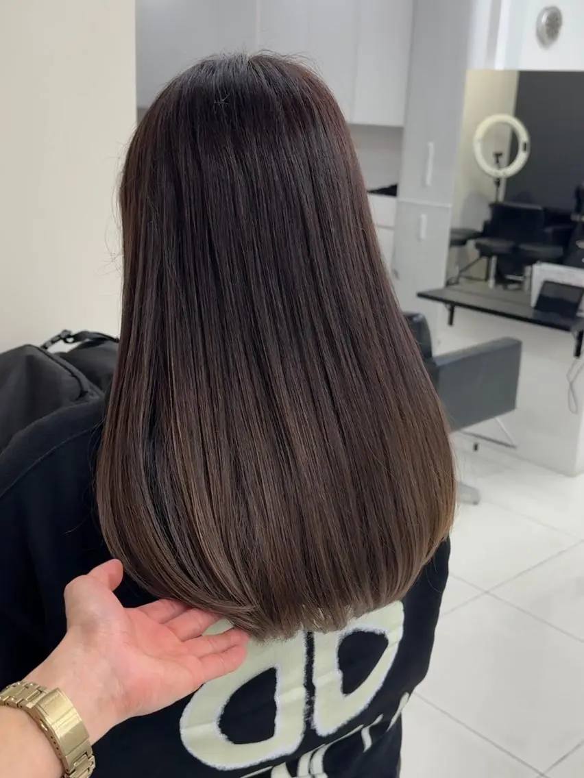 ロング カラー アディクシーカラー アッシュ ブルーカラー ダークアッシュ グレージュ 【公式】amble luxe池袋東口🩷のヘアスタイル