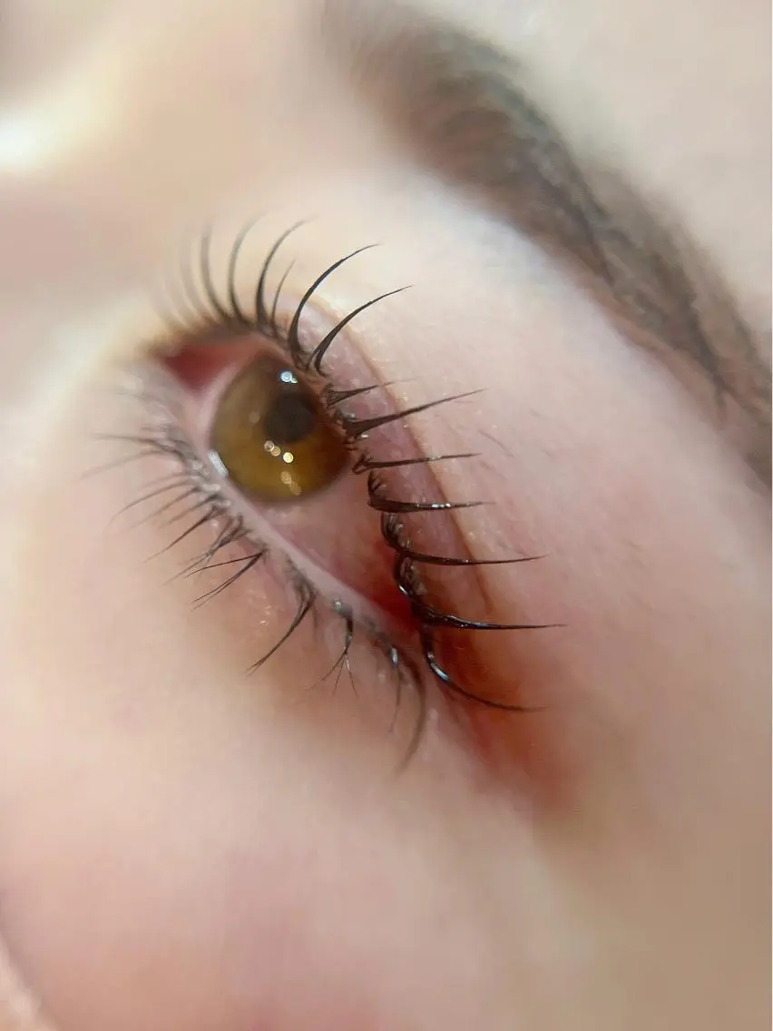 マツエク・マツパ n9　brow sumi.の眉毛・アイブロウイメージ