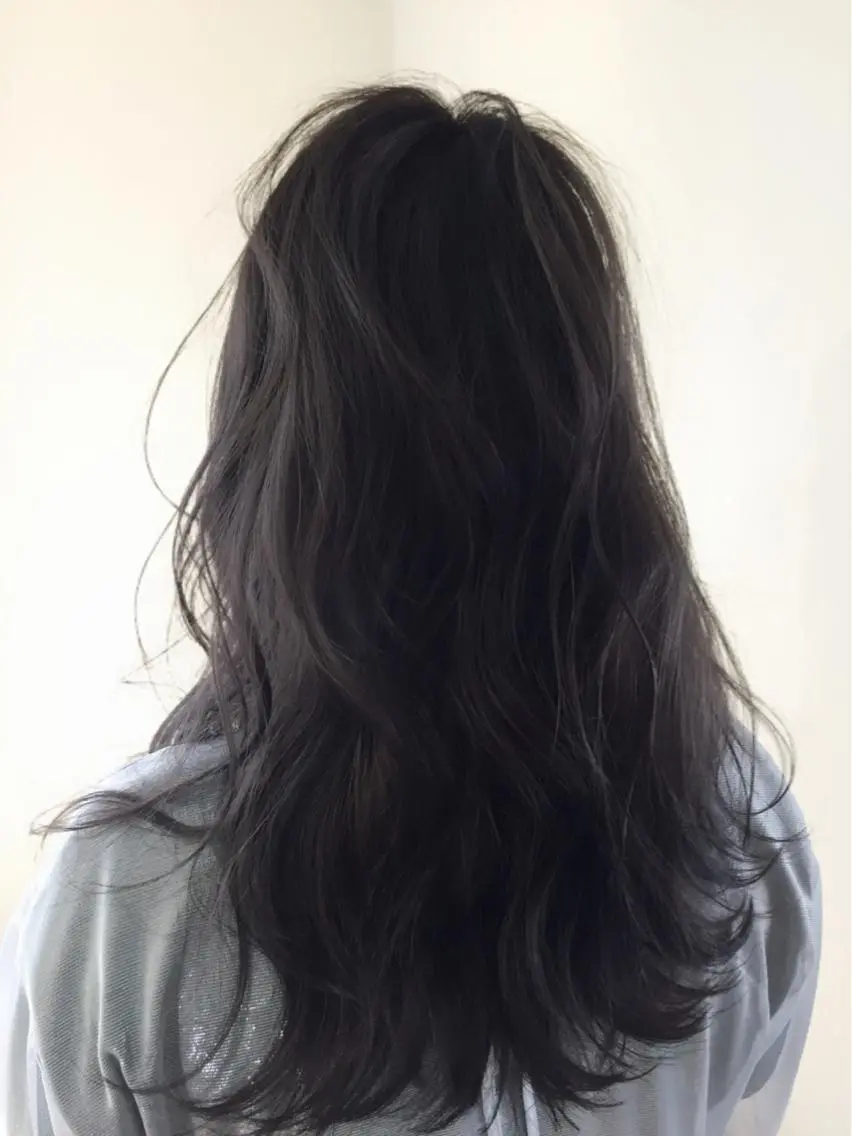 セミロング カラー パーマ ヘアアレンジ ブリーチ ダークグレー イルミナカラー カット ヘアカラー トリートメント ヘアセット ✨ハイクオリティ✨ 山本香也のヘアスタイル