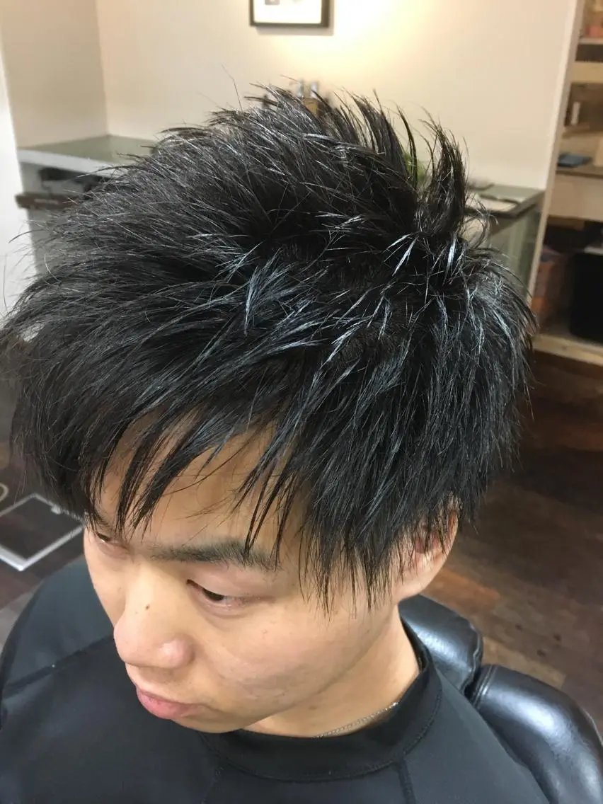 ショート メンズ 向井 優汰のヘアスタイル