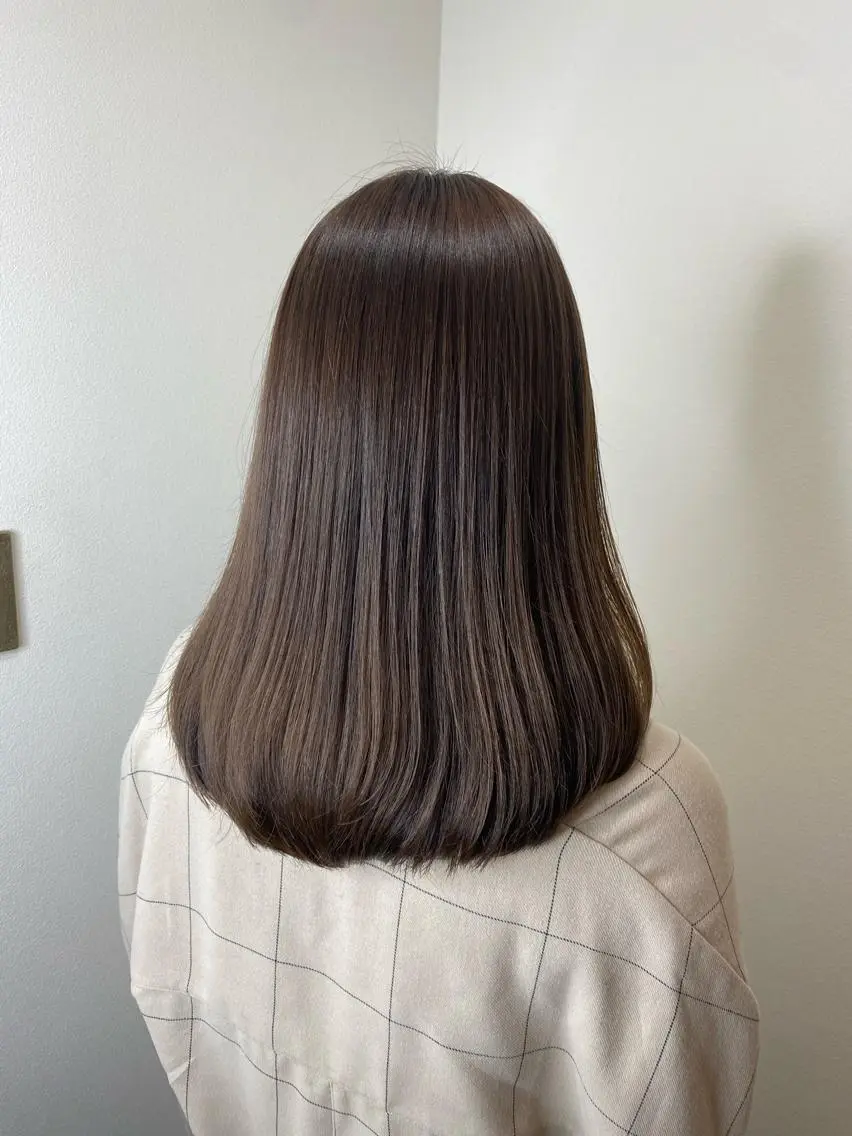 ミディアム カラー 岩崎 昭憲のヘアスタイル