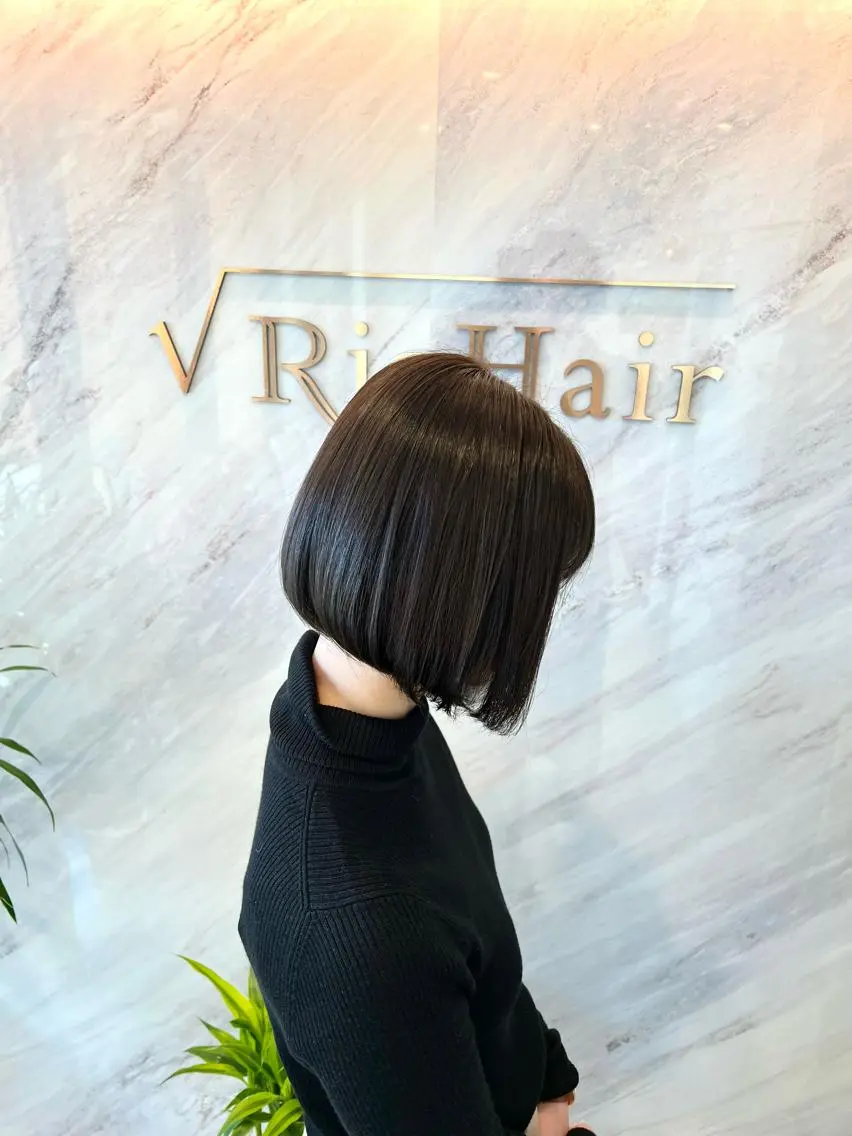 ショート ボブ カット ブリーチ毛に縮毛矯正 ✨カラー✨山田 正幸のヘアスタイル