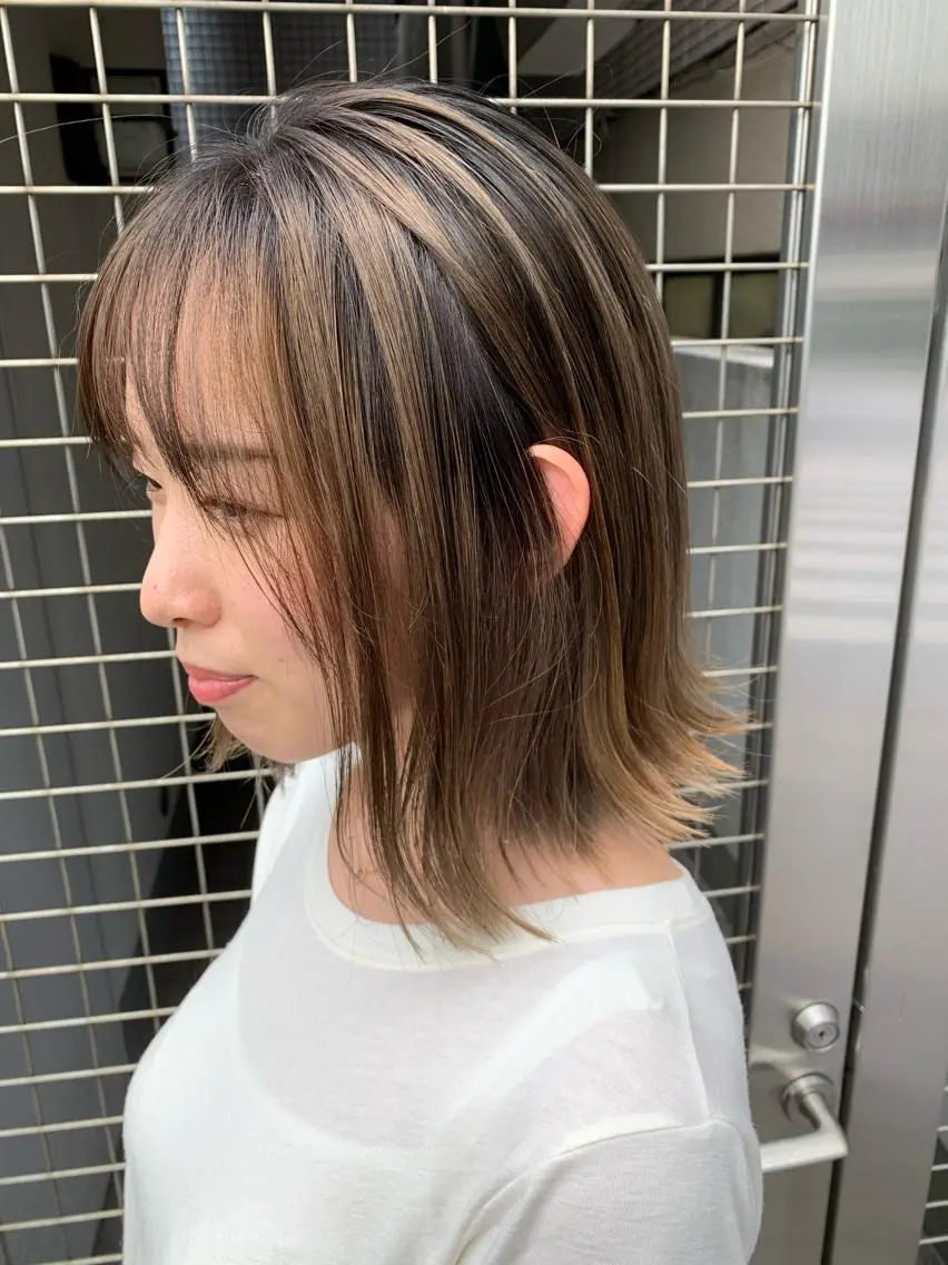 ミディアム カラー ヘアアレンジ 白髪ぼかしハイライト 茗荷谷駅徒歩2分のヘアスタイル