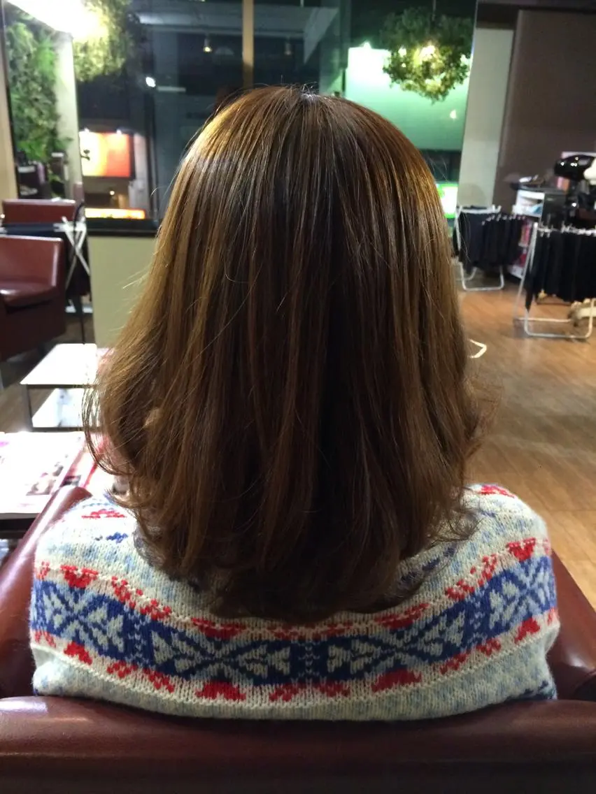 ミディアム カラー グレージュ syuyama shinichiのヘアスタイル