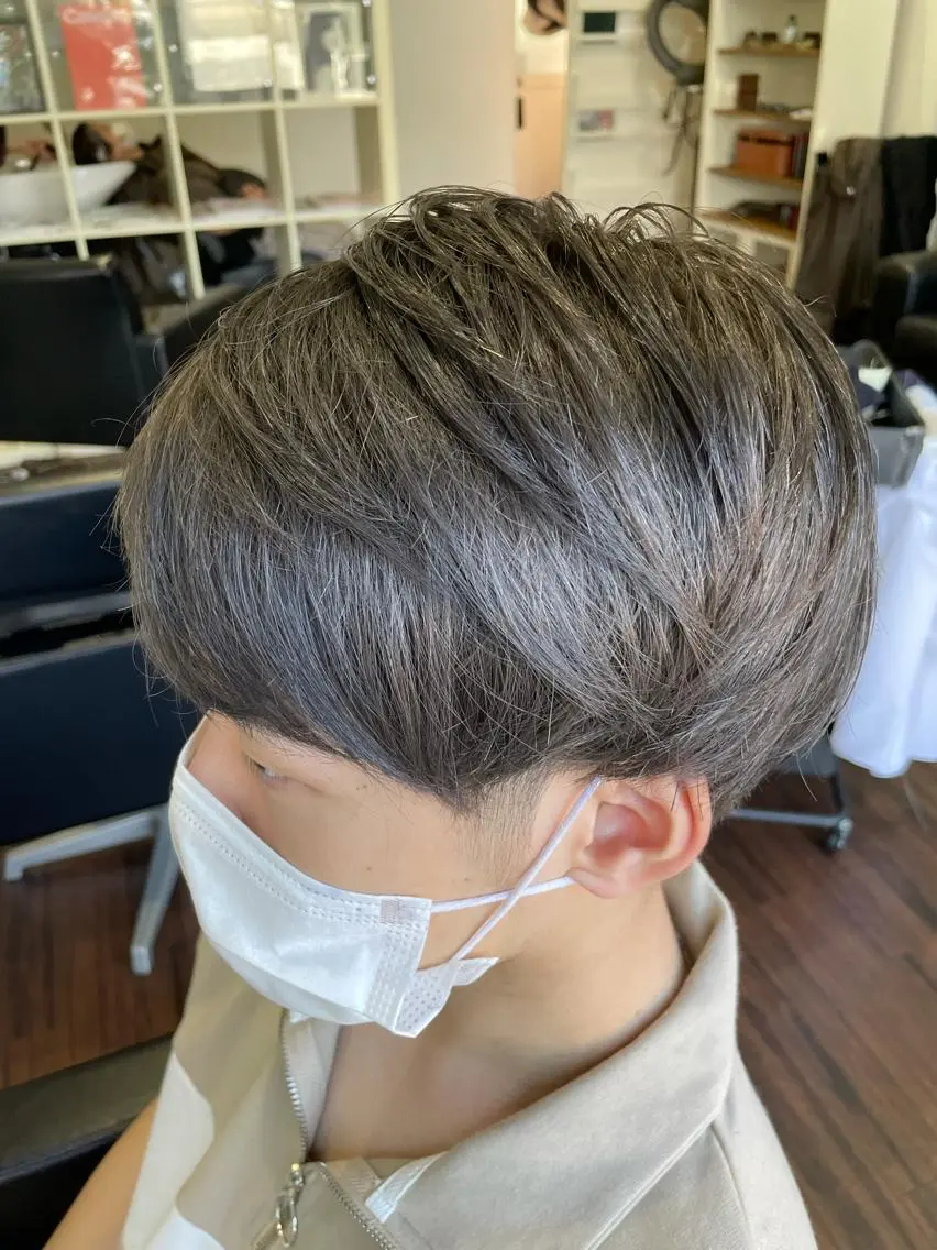 ショート カラー メンズ シンヤヘアーズ 泉大津本店のヘアスタイル