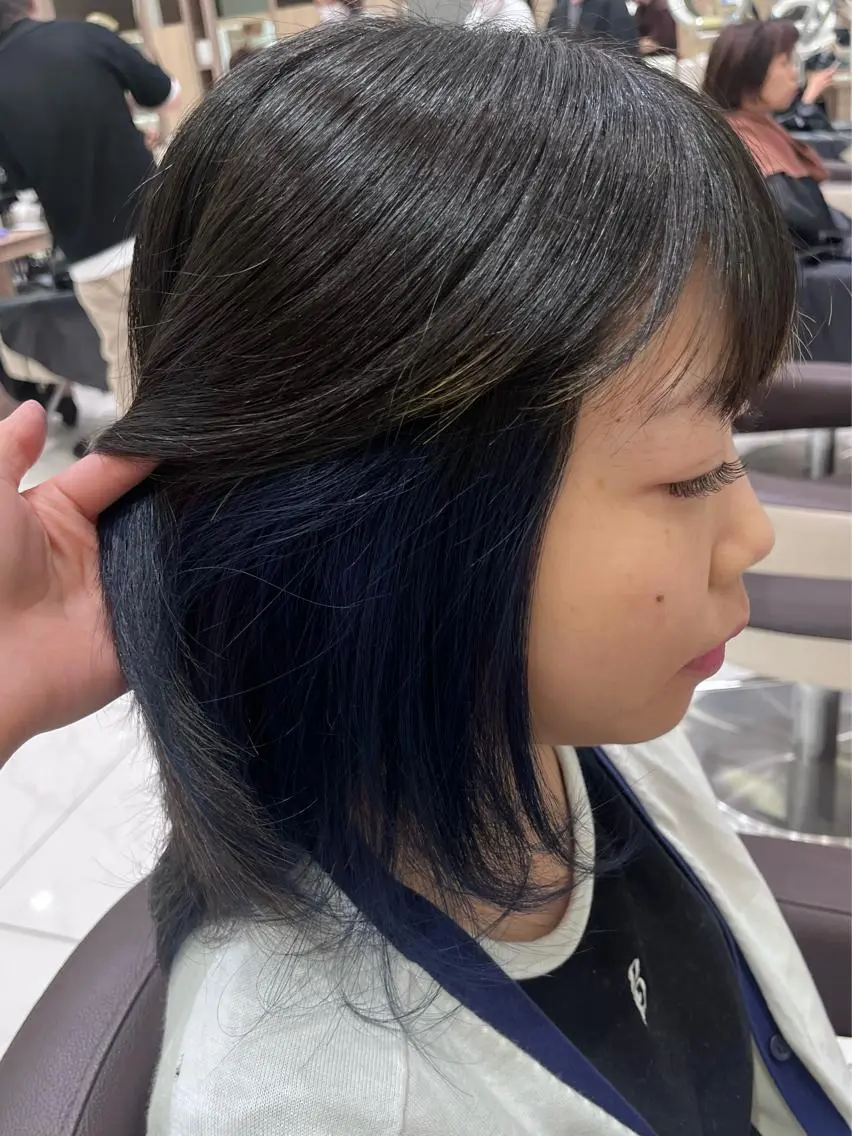 ミディアム カラー 🐈‍⬛SARA🎀 縮毛矯正のヘアスタイル