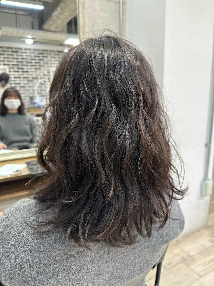 ミディアム ミディアムパーマ 池内 章人のヘアスタイル