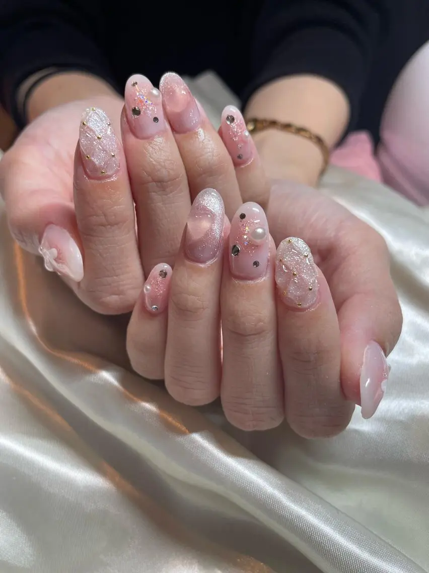 ネイル チークネイル ハンドネイル RANUN nailのネイルデザイン