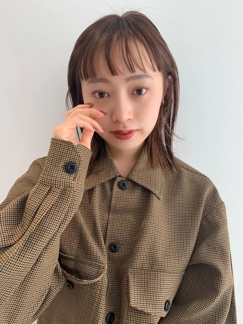 ミディアム カラー イヤリングカラー インナーカラー シースルーバング ヘアカラー レイズ 立川のヘアスタイル