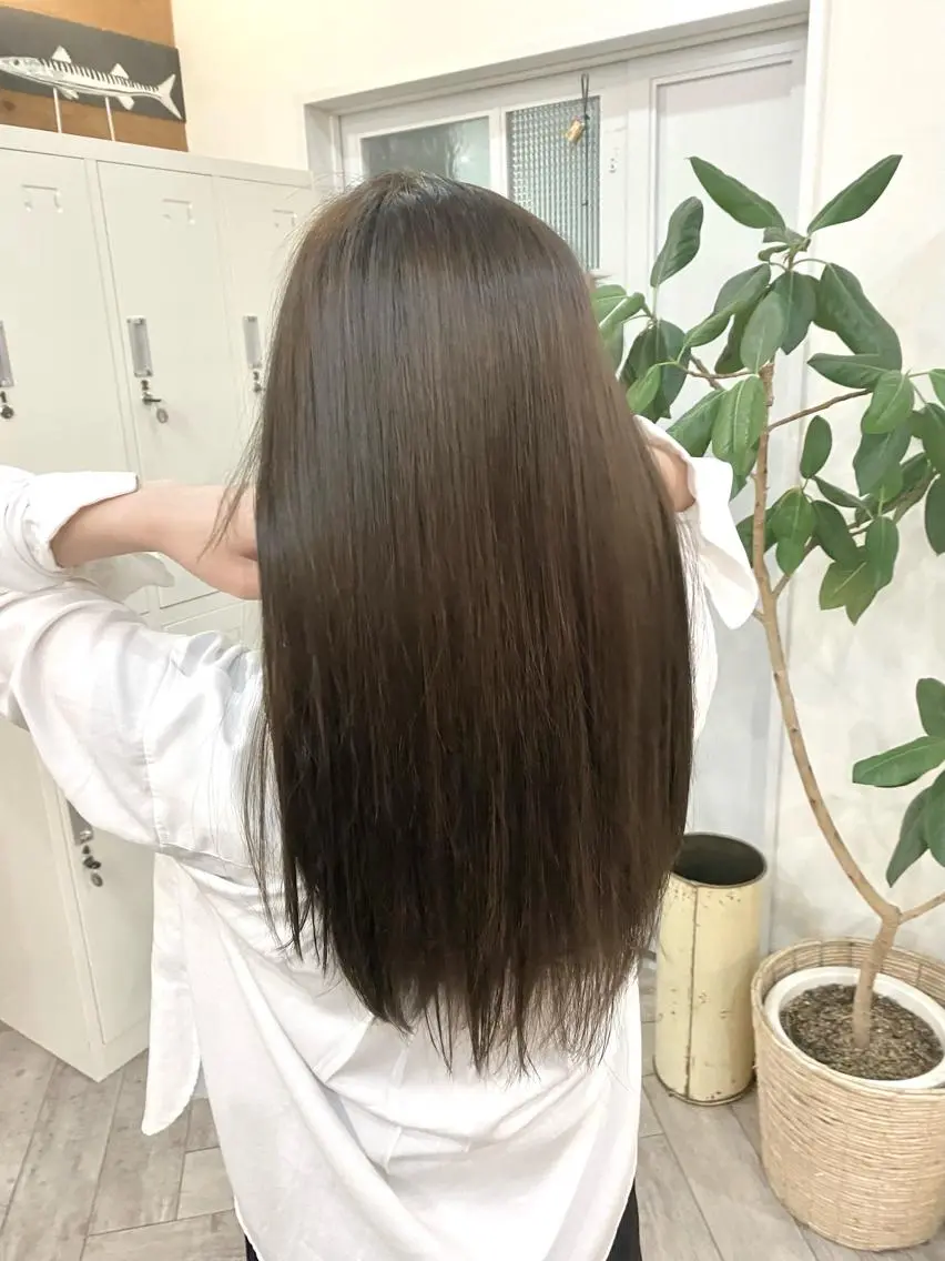 カラー カット ヘアカラー 縮毛矯正 モエカ -YUCCA-のヘアスタイル