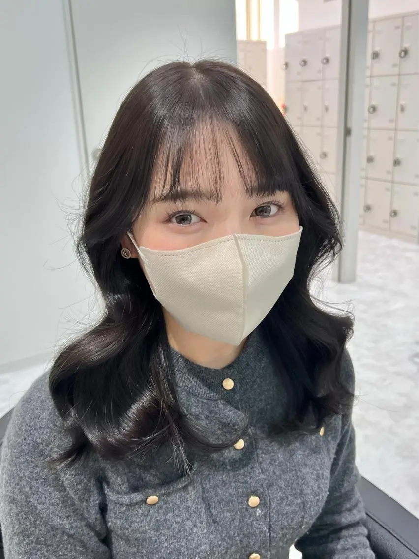セミロング カット ヘアカラー トリートメント ヘアセット ケアブリーチ/まつパ マツエク/sEnAのヘアスタイル