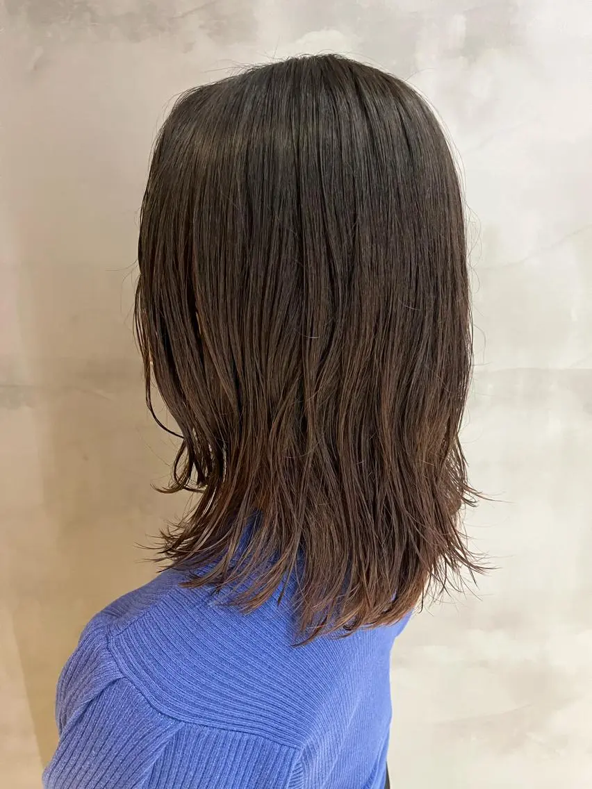 ミディアム パーマ ミディアムパーマ 外ハネヘア パーマ 伊佐治 夕芽のヘアスタイル