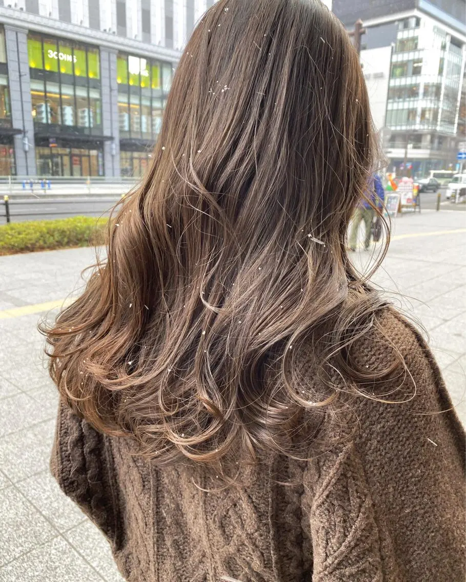 セミロング カラー カット ヘアカラー トリートメント ツキノキ　ミナ 8月から西梅田店のヘアスタイル