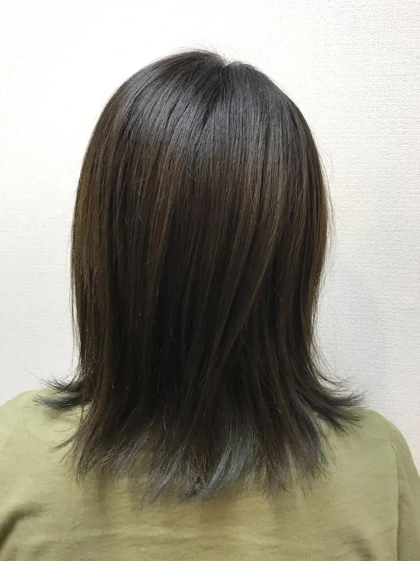 ミディアム カラー アッシュ ブルーカラー ダブルカラー 吉森 満俊のヘアスタイル