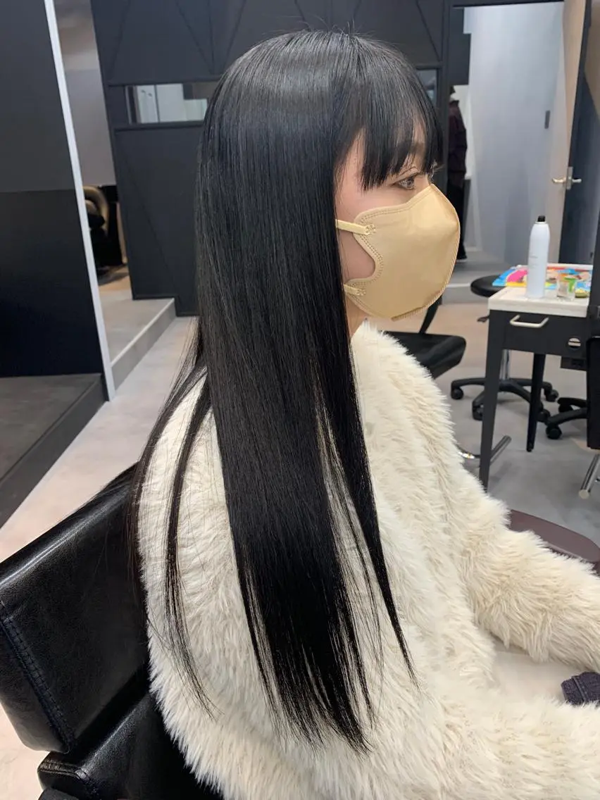 セミロング カラー ヘアアレンジ カット ヘアカラー 縮毛矯正 💛髪質改善/透明感 カラー🧡reikaのヘアスタイル