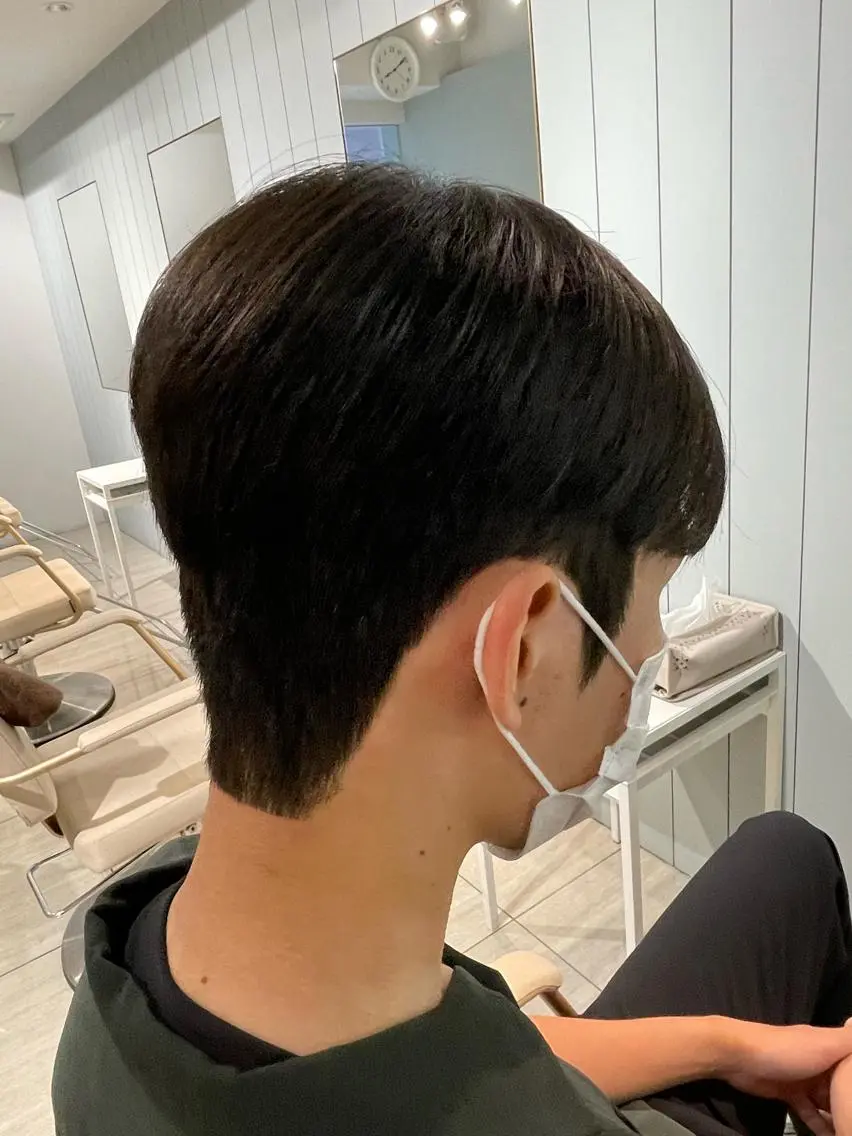 ショート メンズ センターパート ダウンパーマ カルマパーマ メンズ韓国風 韓国マッシュ カット パーマ key キーのヘアスタイル