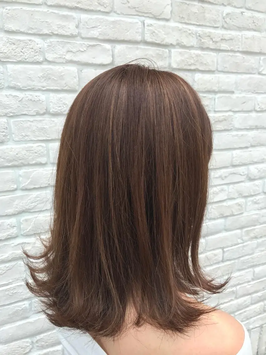 ミディアム カラー アッシュ ベージュカラー ハイライトカラー ハイライト 小倉 聖也のヘアスタイル
