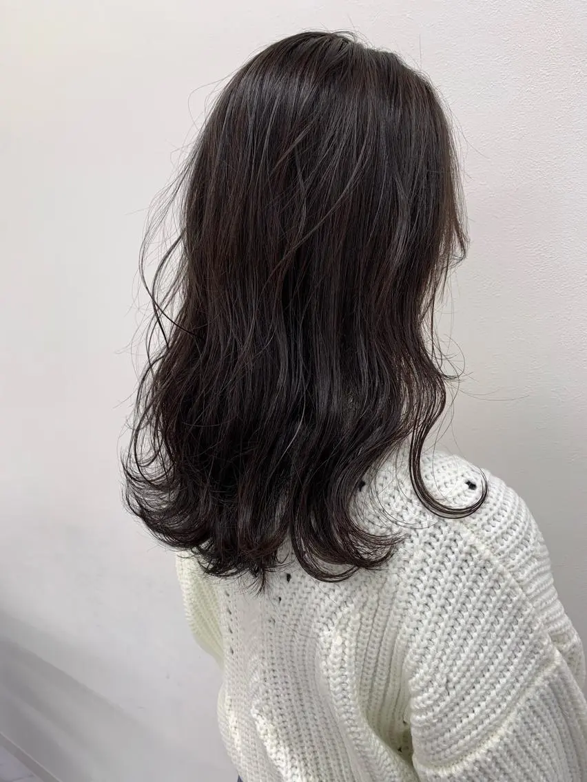 セミロング 【丁寧なカウンセリ ング】MIHOのヘアスタイル