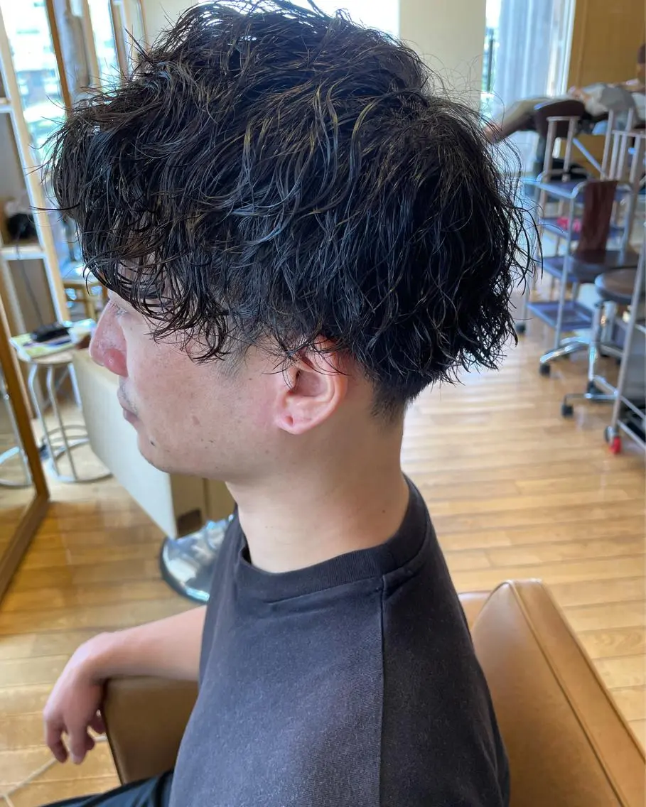 パーマ 村松 寛太のヘアスタイル